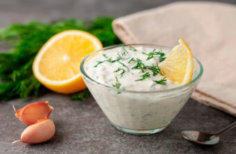 Métodos clásicos para espesar salsa