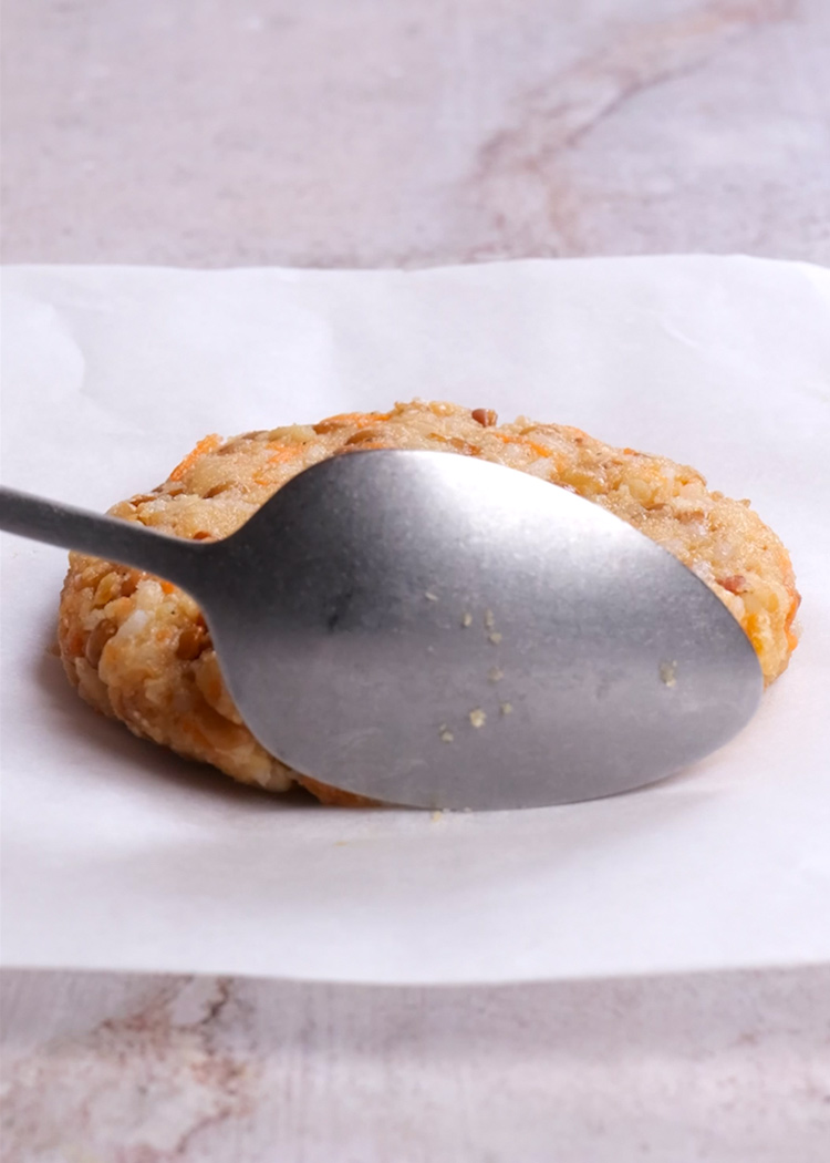Dar forma a Hamburguesas de arroz