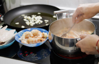 Cómo hacer fumet para paella casero y delicioso