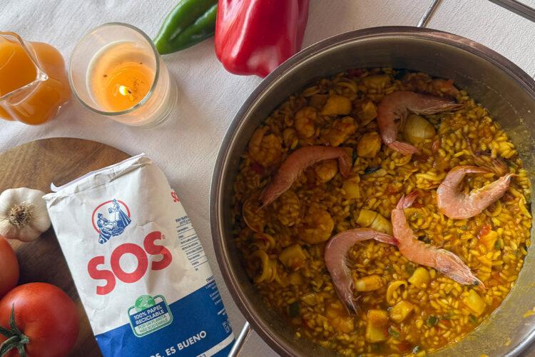 Foto de Paella de marisco tradicional