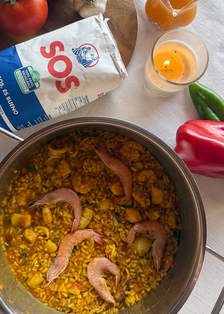 Presentación de Paella de marisco