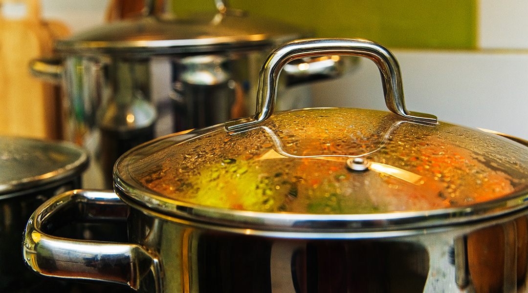 ¿Qué es cocinar al vapor y por qué deberías probarlo?