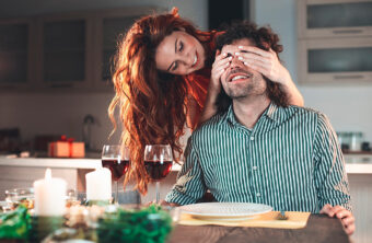 ¿Quieres sorprender a tu pareja? descubre las mejores cenas románticas