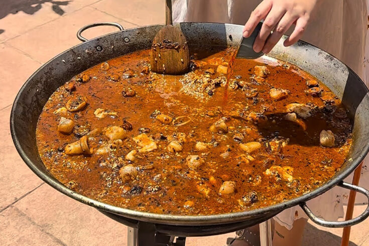 Paella marinera