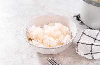 Cómo cocer arroz blanco suelto de manera perfecta