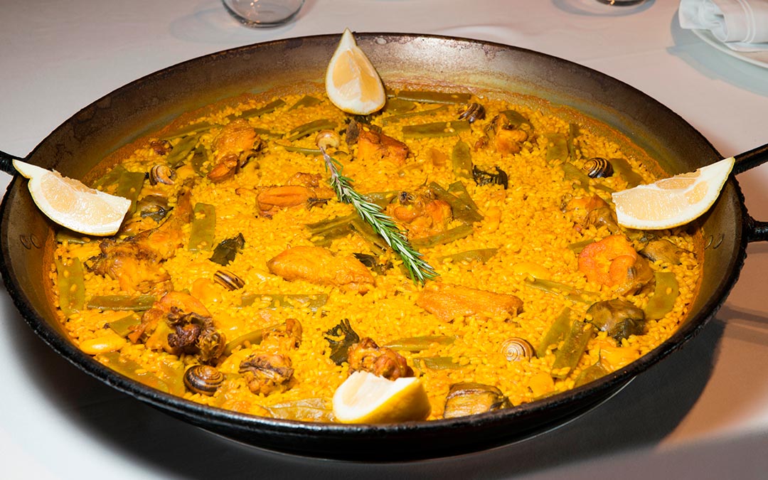 Consejos clave para una cocción perfecta del arroz en la paella