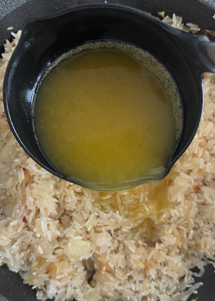 cocer arroz para arroz con menestra
