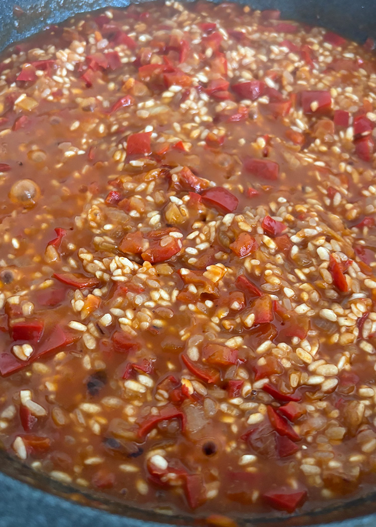 añadir caldo para arroz con bonito