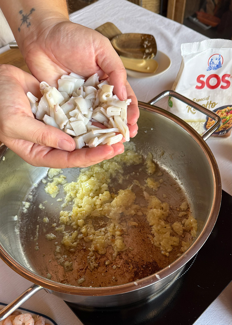 Calamares para risotto de gambas y calamares