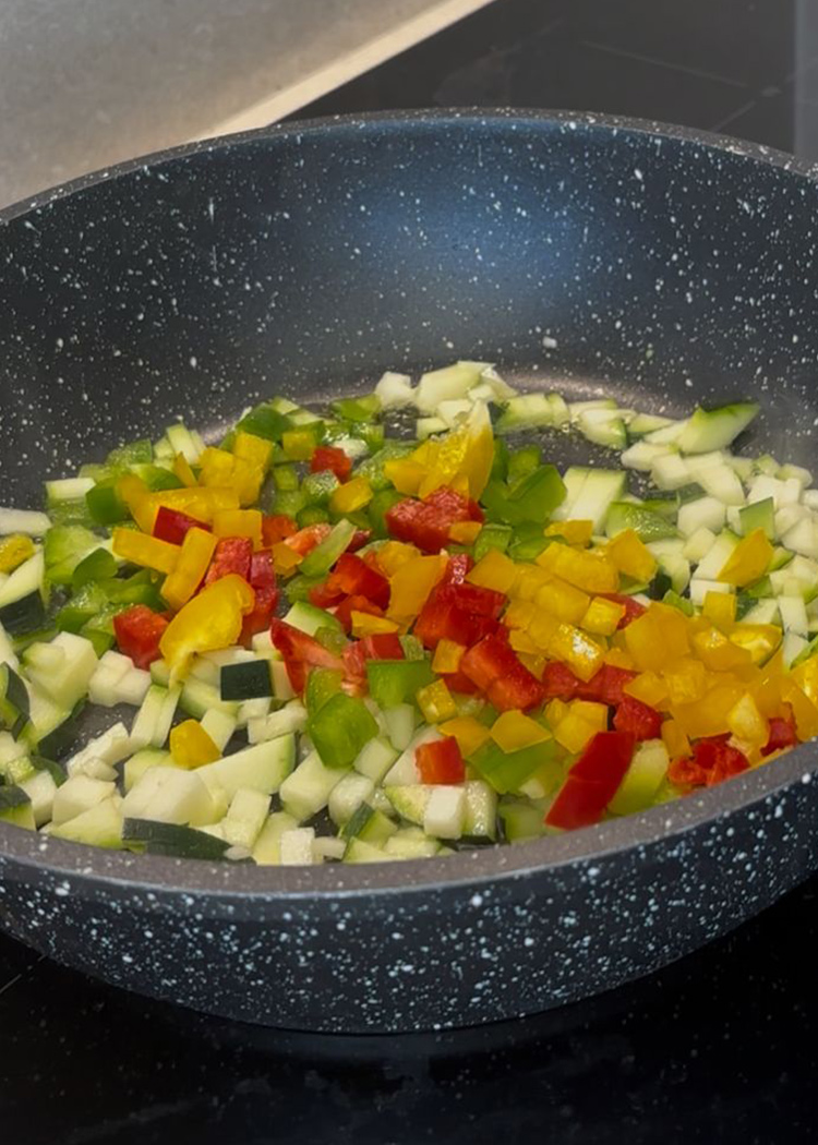 sofreir verduras para risotto de verdura