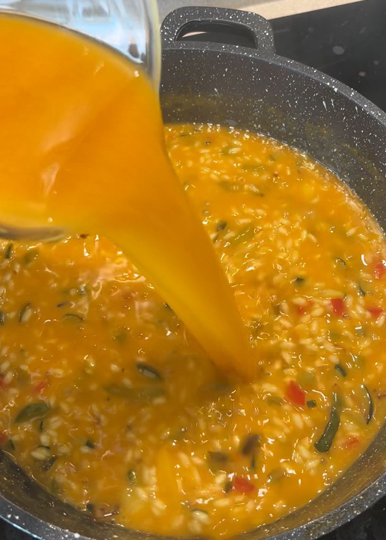 Caldo para risotto de verduras